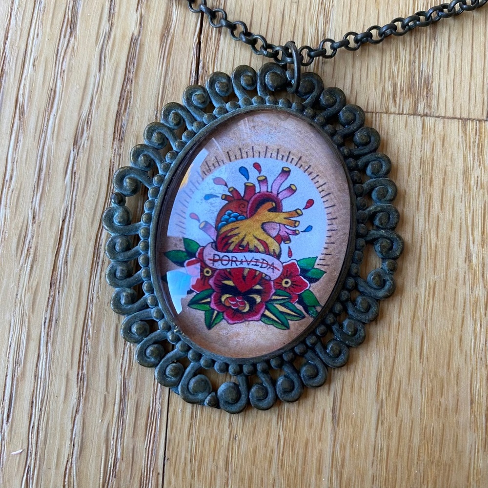 Metal Heart Pendant Necklace